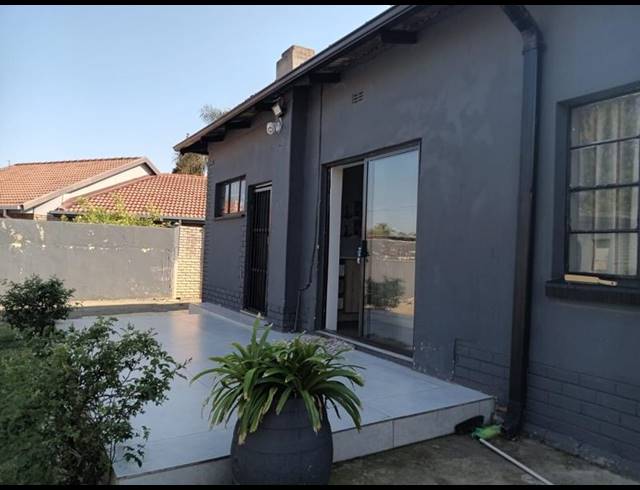 3 BEDROOM HOUSE FOR SALE IN HOMELAKE